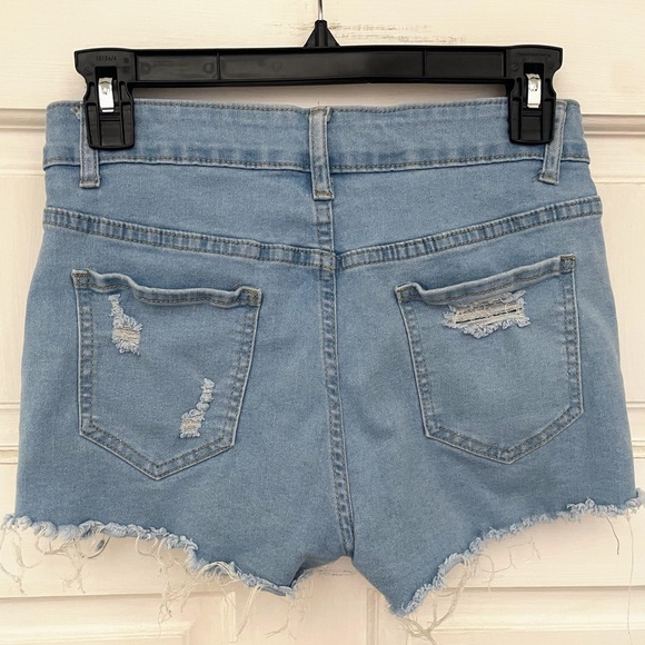 Women’s Jean Shorts Size Small - Picture 2 of 3